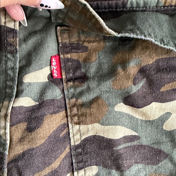 Levi’s 94 Baggy Camo Wide Leg Cargo Pants - Picture 6 of 6